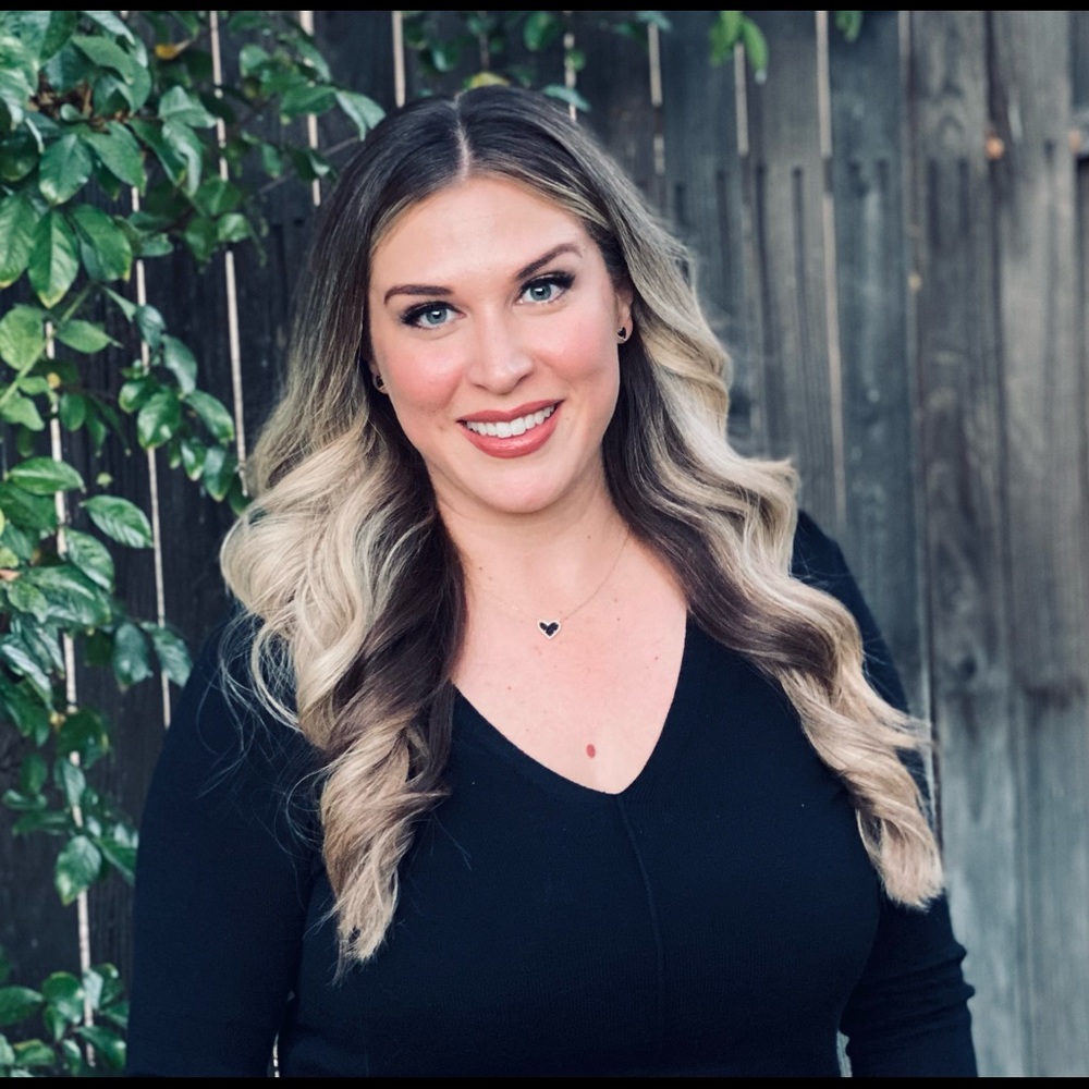 Meet your Posher, Nicole